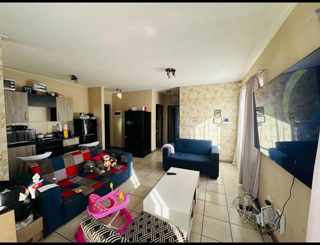 2 BEDROOM APARTMENT FOR SALE IN JACKAL CREEK GOLF ESTATE